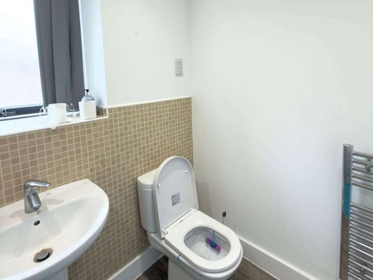 5 Bed Professional House-Share in Park Central DOUBLE 3 - Photo 1