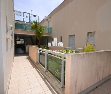LOCATION GOLFE JUAN STUDIO MEUBLE A L'ANNEE AVEC PARKING - Photo 4