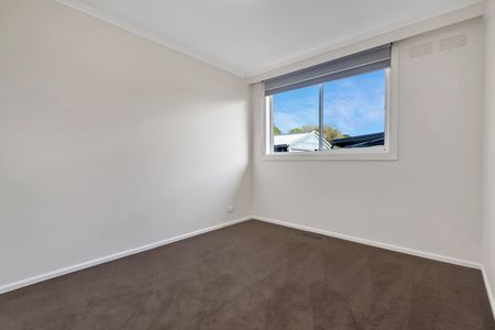 503 Grimshaw Street, Bundoora VIC 3083 - House For Rent | Domain - Photo 2