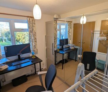 2 bedroom semi-detached house to rent - Photo 4