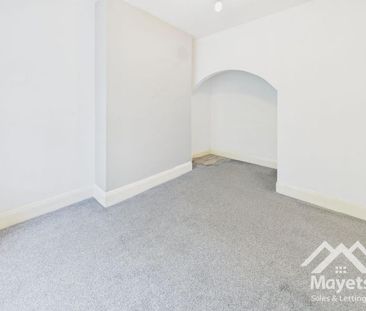 2 bedroom semi-detached house to rent - Photo 2