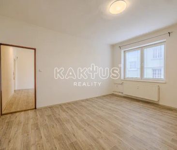 Pronájem bytu 1+1 na ulici J. Švermy, Frýdek - Místek - Photo 2