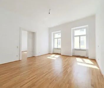 ++ NEW++ FERDINAND: 2,5-Zimmer Stilaltbauwohnung nahe 1. Bezirk! ++ TOP Location mit U-Bahn-Anbindung! - Photo 2