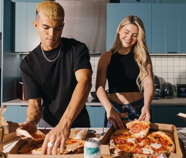 E0906 - Moda, New York Square (Leeds) - Photo 1