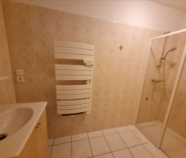 Location Appartement 3 pièces 59m² - Photo 3