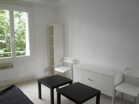 Location Appartement 1 pièce Meublé 25m² CHAMBERY 73000 - Photo 4