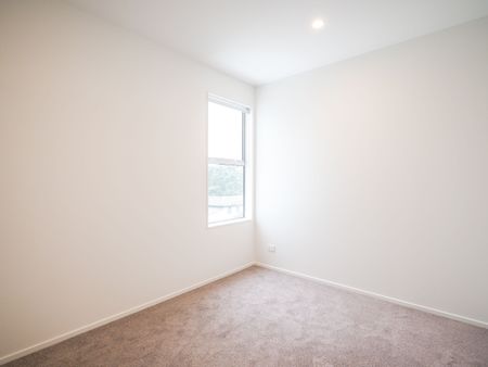 4 Bedrooms on Tirimoana Rd - Photo 4