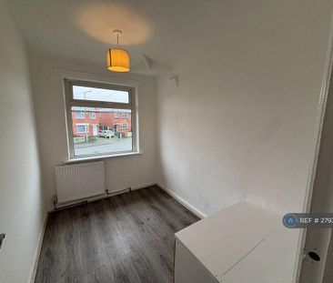 3 bedroom detached house to rent - Photo 5