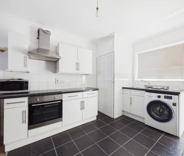 Pitts Road, Slough, Berkshire,SL1 - Photo 4