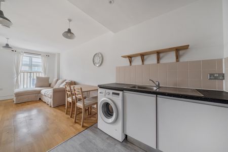 2 bedroom apartment to rent - Photo 3