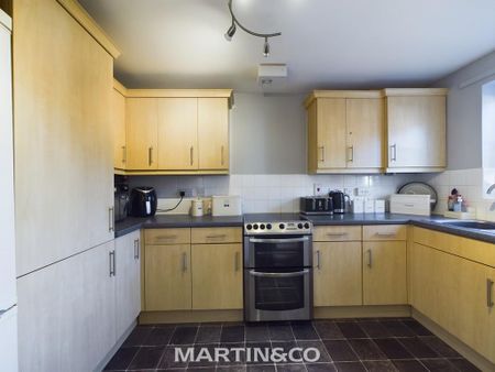 2 bedroom semi-detached house to rent - Photo 4
