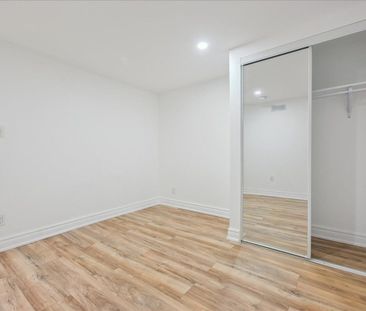 For Lease - 379 Bryant Crescent, Burlington, Ontario - Photo 4