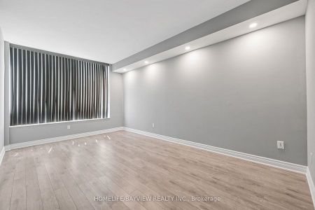 For Lease - 309 Major Mackenzie Drive Unit# 1013, Richmond Hill, Ontario - Photo 4