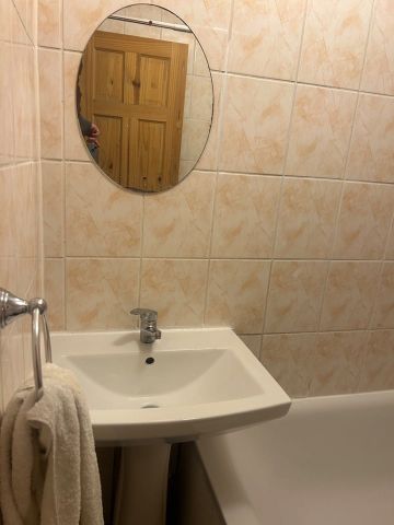 Studio Flat, St Albans Road, IG3 - Photo 3