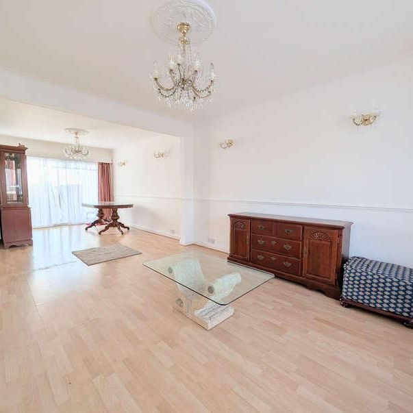 Bittacy Rise, Mill Hill, NW7 - Photo 1