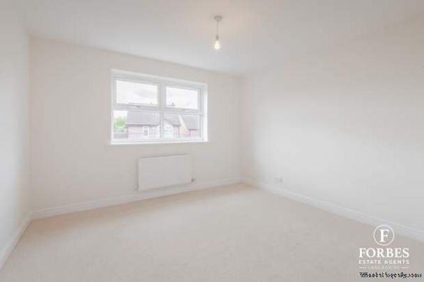 4 bedroom property to rent in Clayton-le-Woods - Photo 1