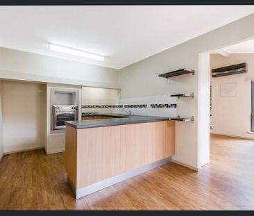 Spacious Villa Conveniently Located - Photo 1