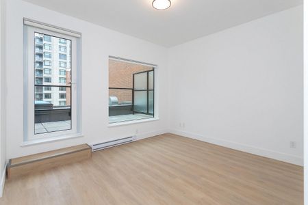 The Churchill - York Collection - Photo 2