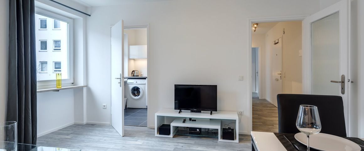 Fully furnished and equipped 2-room apartment - Photo 1