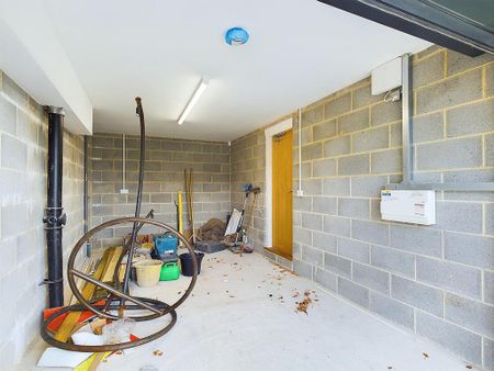 3 bedroom townhouse to rent - Photo 2