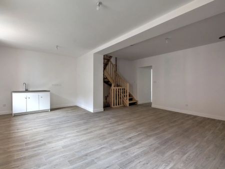 Location Maison de village 4 pièces 90 m2 à Chagnon - Photo 5