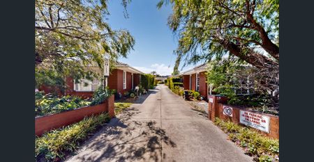 SPACIOUS AND PRIVATE IN A QUIET LOCATION - Photo 3