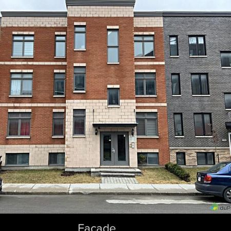 Un grand condo insonorisé 4et 1/2 dans une résidence calme et bien entretenue. • Grande aire ouverte. • 2 chambres à coucher avec rangements. • Salle - Photo 3