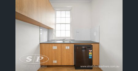 Three bedroom house for lease - Photo 3