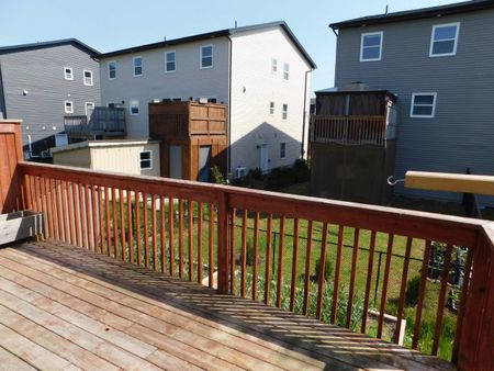 FOR RENT – 142 Honeygold Drive, Halifax, Nova Scotia - Photo 2