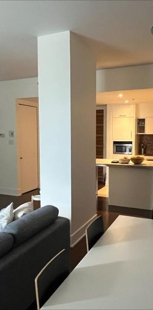 Superbe 4-1/2 - 2 chbres + 2 sdb - 100% meublé - Vieux-Port Vieux-Montréal - 1er Novembre - Photo 1