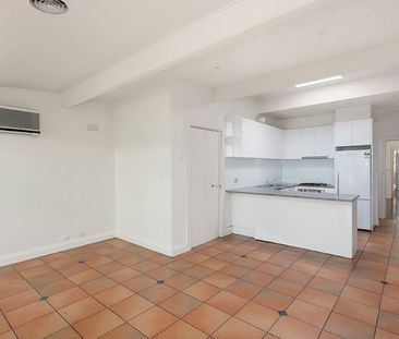 ADORABLE FREESTANDING 2 BEDROOM HOUSE IN A PREMIUM LOCATION - Photo 1