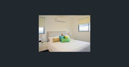 Modern 3 Bedroom Unit in Sought-After River Road Estate - Photo 2