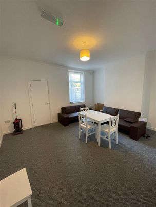 1 bed house share to rent in Colbran Street, Burnley, BB10 - Photo 1