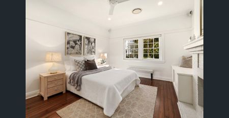 Private Stunning Light and Spacious Character Home - Photo 2