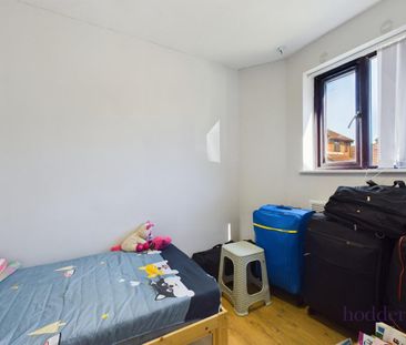 3 bedroom end of terrace house to rent - Photo 5