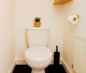 3 Bed 2 Bath - Photo 2