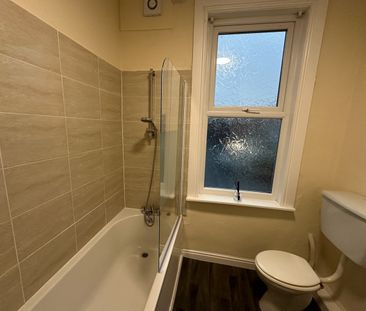 2 Bed Terraced House, Woodlea Mount, LS11 - Photo 1