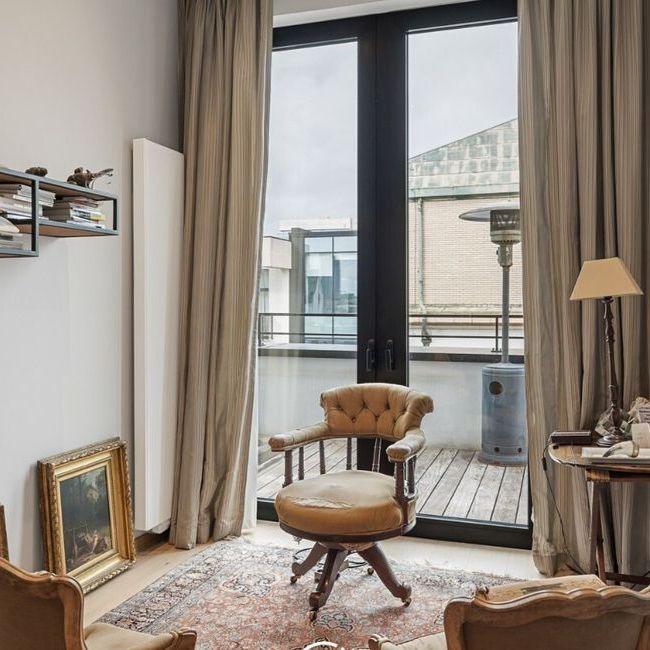 Appartement te huur in Brussel voor € 3.000 met 3 slaapkamers - Photo 1
