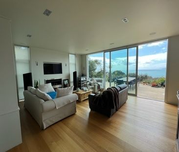 CALLING ALL TENANTS WANTING A FABULOUS HOME IN A FABULOUS LOCATION ... - Photo 5