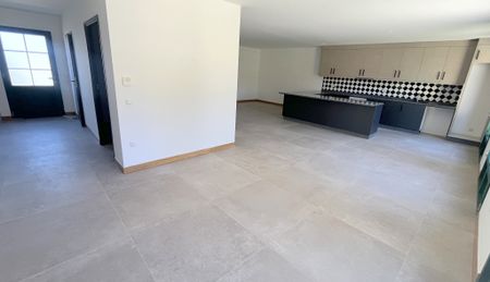 Location Maison 5 pièces 173m² BU 28410 - Photo 2