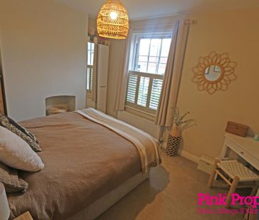 2 bedroom terraced house to rent - Photo 4