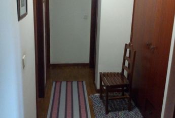 Quarto individual a rapaz Estudante junto a Universidade