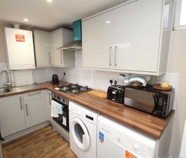 Property to rent - Photo 3