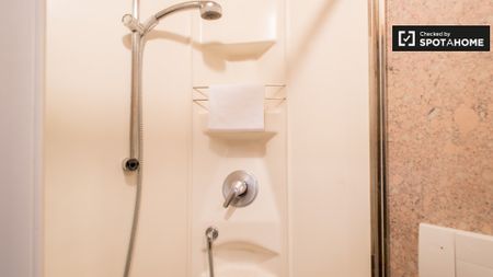 rome, Lazio 00187 - Photo 4