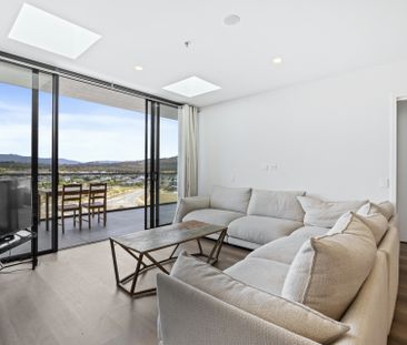 Stylish 2-Bedroom Apartment in Wright - Photo 2