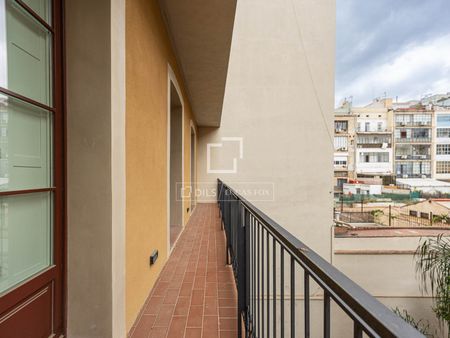 Magnificent 2-bedroom apartment, long-term rental, 2 bedrooms, new build 2022, located on Girona Street corner Casp (Right Eixample). - Photo 5