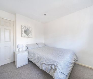 2 Bedroom House - Malwood Avenue, Southampton - Photo 6