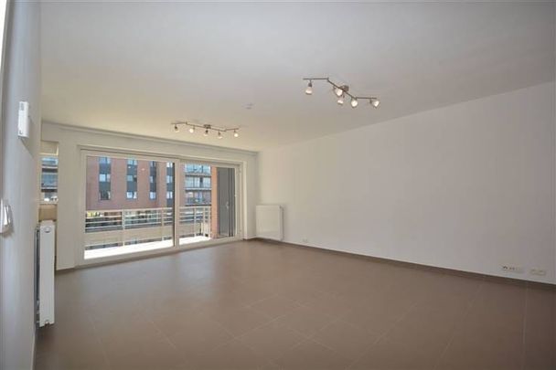 Appartement te huur - Foto 1