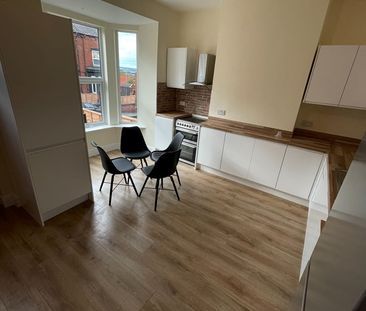 Room in a Shared House, Barton Terrace, LS11 - Photo 4