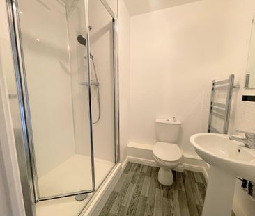 2 bedroom apartment to rent - Photo 4